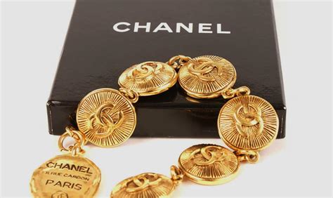 dating chanel jewellery|Chanel jewelry scam.